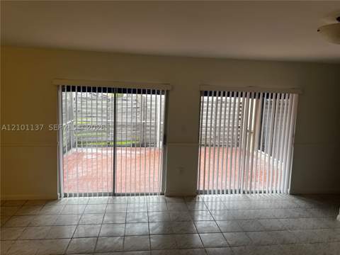 14368 SW 98th Ter, Miami FL - photo 6 of 17