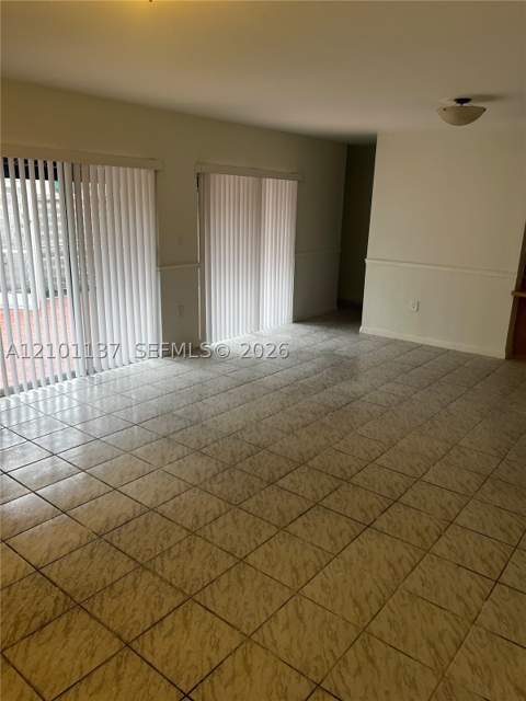 14368 SW 98th Ter, Miami FL - photo 7 of 17