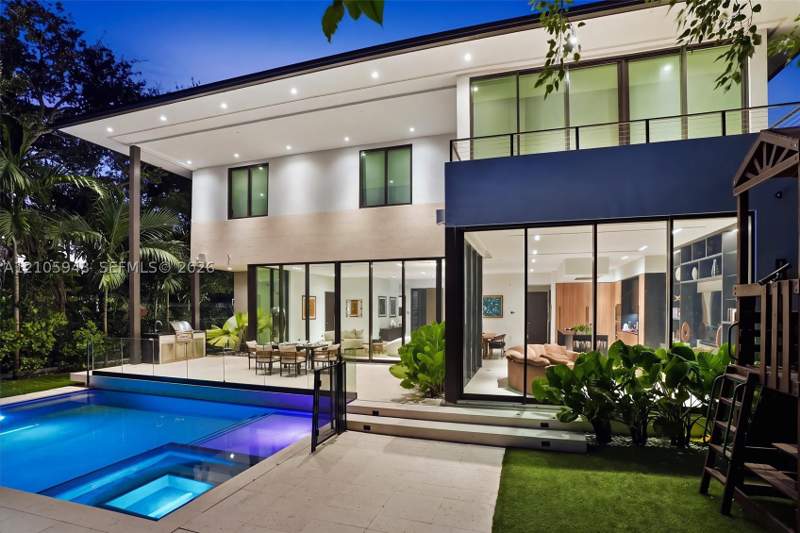 6 bedroom SingleFamilyResidence at 1202 NE 93rd St, Bay Lure, Miami Shores — photo 4