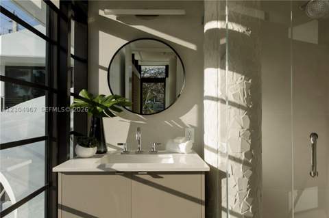 5261 NE 5th Ave, Miami FL - photo 20 of 30