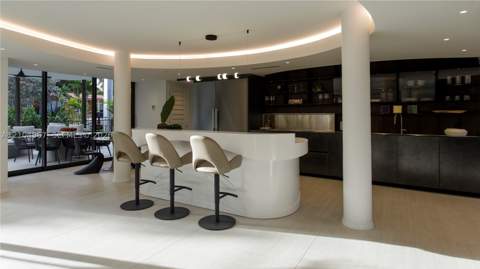 5261 NE 5th Ave, Miami FL - photo 6 of 30