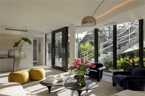 5261 NE 5th Ave, Miami FL - photo 8 of 30