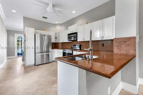 723 NE 195th St, Miami FL - photo 11 of 41