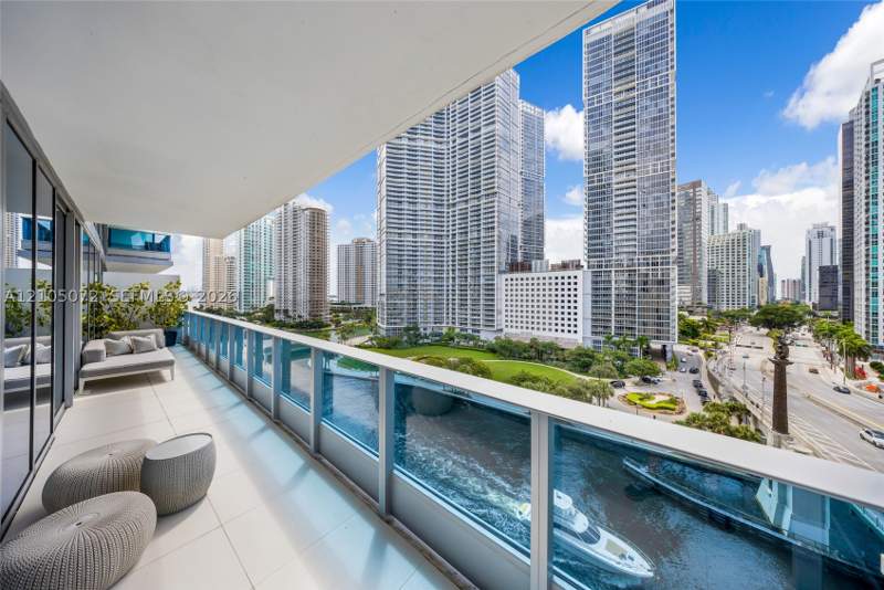 2 bedroom Condominium at 200 Biscayne Boulevard Way 904, Epic West Condo, Miami — photo 2