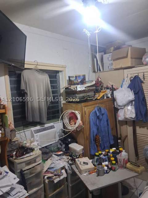 1369 NW 75th Ter, Miami FL - photo 8 of 9