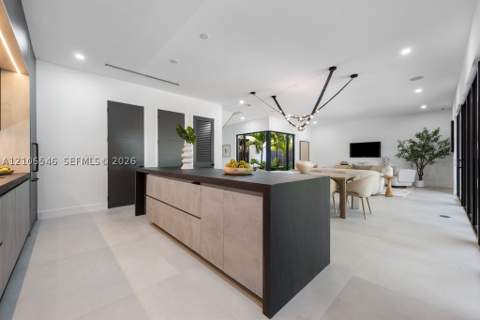 6335 SW 34th St, Miami FL - photo 8 of 26