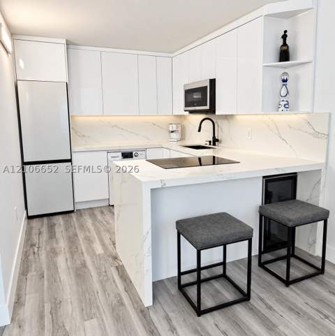 345 Ocean Dr 325, Miami Beach FL - photo 6 of 10