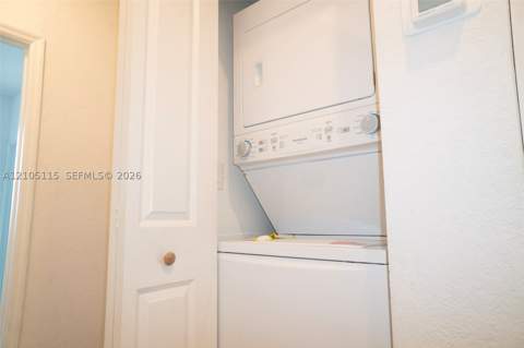 12121 NW 23 Ct 12121, Miami FL - photo 10 of 21