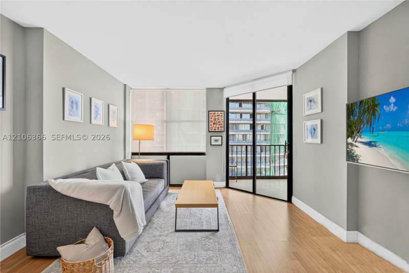 1 bedroom Condominium at 1865 Brickell Ave A2004, Brickell Place Condo, Miami — photo 4