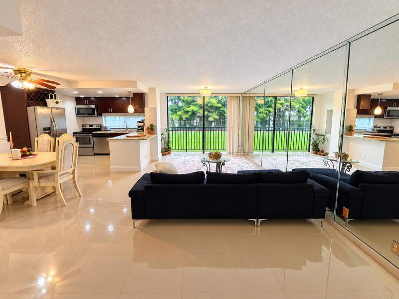 2 bedroom Condominium at 17021 N Bay Road 107, Plaza Of Americas Condo Pa, Sunny Isles Beach — photo 2