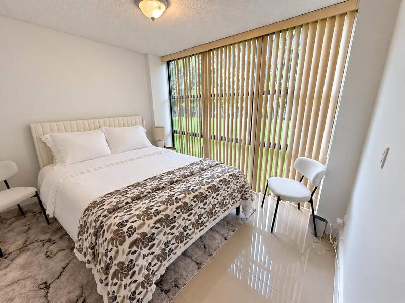 2 bedroom Condominium at 17021 N Bay Road 107, Plaza Of Americas Condo Pa, Sunny Isles Beach — photo 4