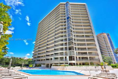 2901 S Bayshore Dr 14D, Coconut Grove FL - photo 19 of 25