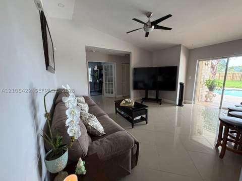 14631 SW 150th St, Miami FL - photo 8 of 39