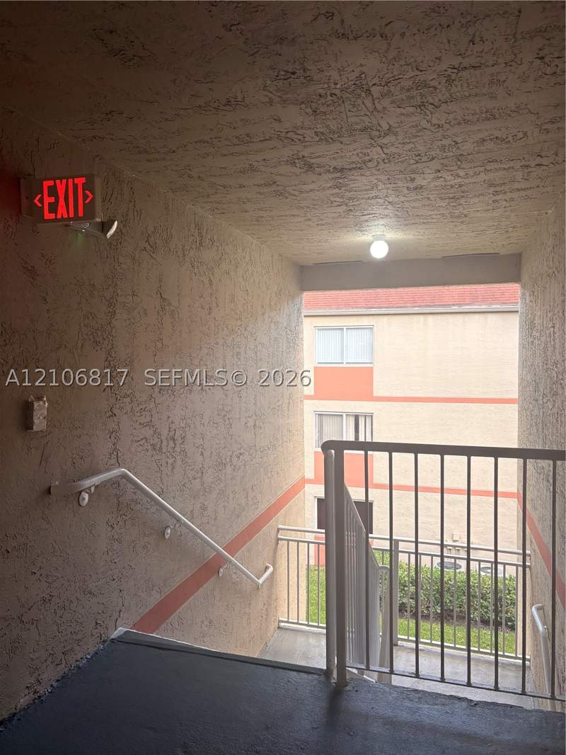 2 bedroom Condominium at 18850 NW 57th Ave 306, Villa Rustica I Condo, Hialeah — photo 2