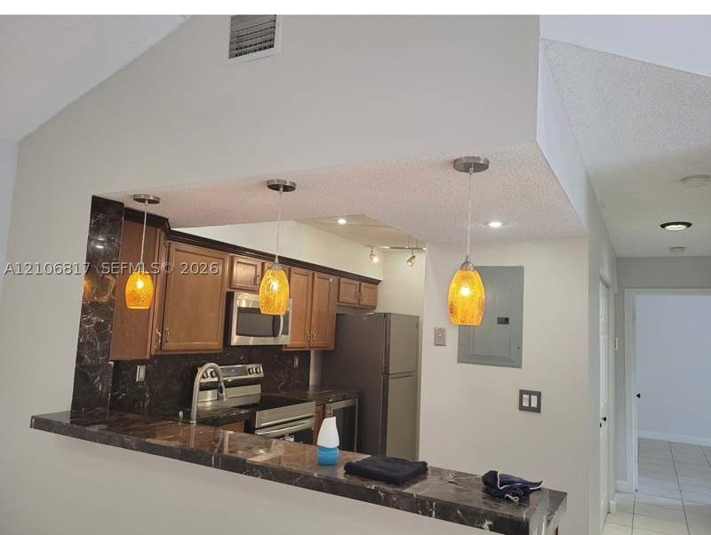 2 bedroom Condominium at 18850 NW 57th Ave 306, Villa Rustica I Condo, Hialeah — photo 4