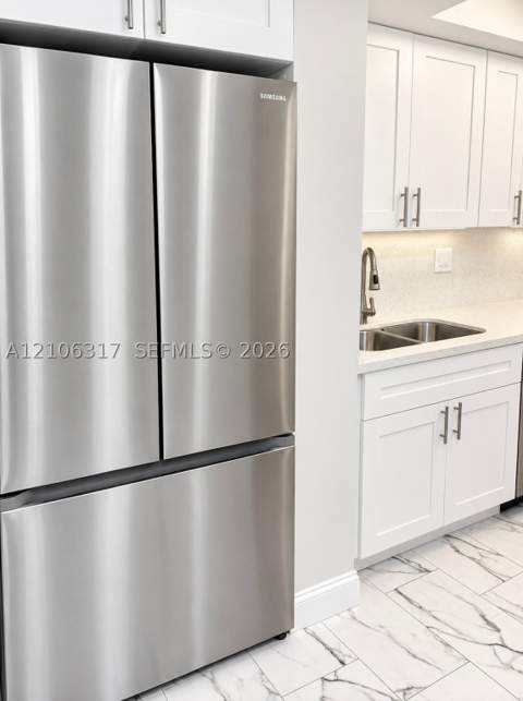 251 174th St 1415, Sunny Isles Beach FL - photo 8 of 10