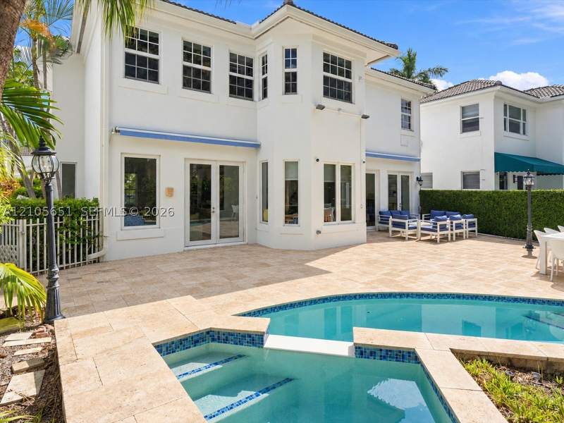 5 bedroom SingleFamilyResidence at 20000 NE 36th Pl, Aventura Estates, Aventura — photo 2