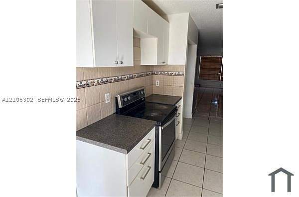 3 bedroom SingleFamilyResidence at 18240 NW 41st Pl, Del Prado Gardens Sec 3, Miami Gardens — photo 3