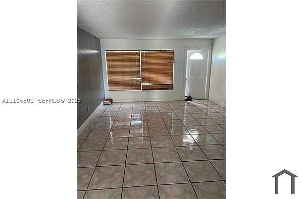 3 bedroom SingleFamilyResidence at 18240 NW 41st Pl, Del Prado Gardens Sec 3, Miami Gardens — photo 4