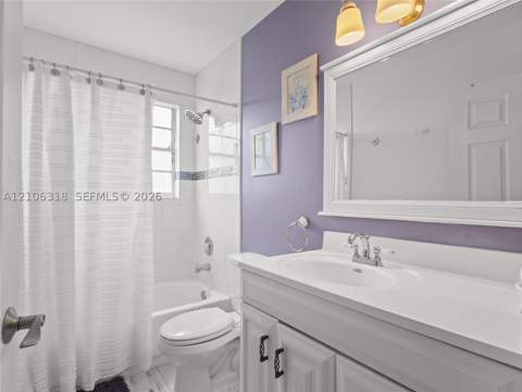 9921 NW 51st Ln, Doral FL - photo 24 of 49