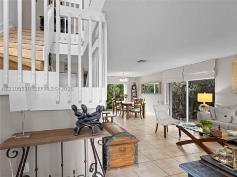 9921 NW 51st Ln, Doral FL - photo 7 of 49