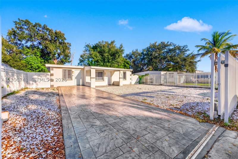 3 bedroom SingleFamilyResidence at 14181 NW 23rd Ct, Gerald Estates, Opa Locka — photo 3