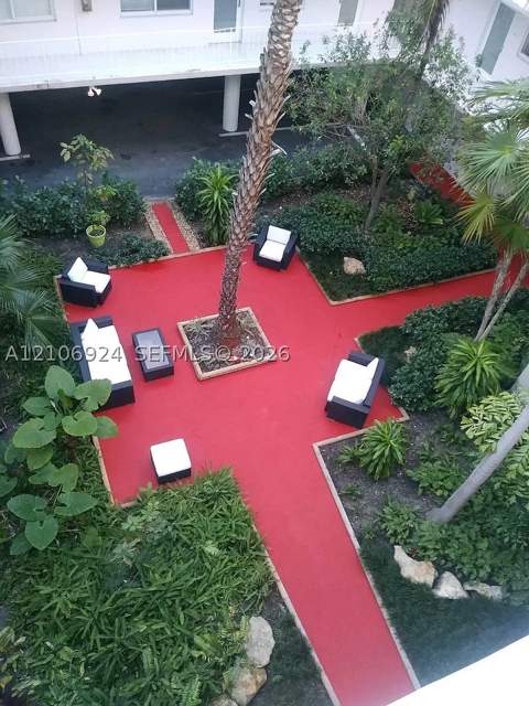 1420 Pennsylvania Ave 210, Miami Beach FL - photo 15 of 17