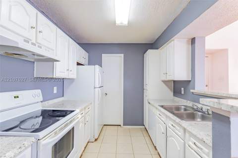 15050 SW 103rd Ter 7202, Miami FL - photo 14 of 32