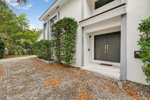 3231 Salzedo St, Coral Gables FL - photo 8 of 59