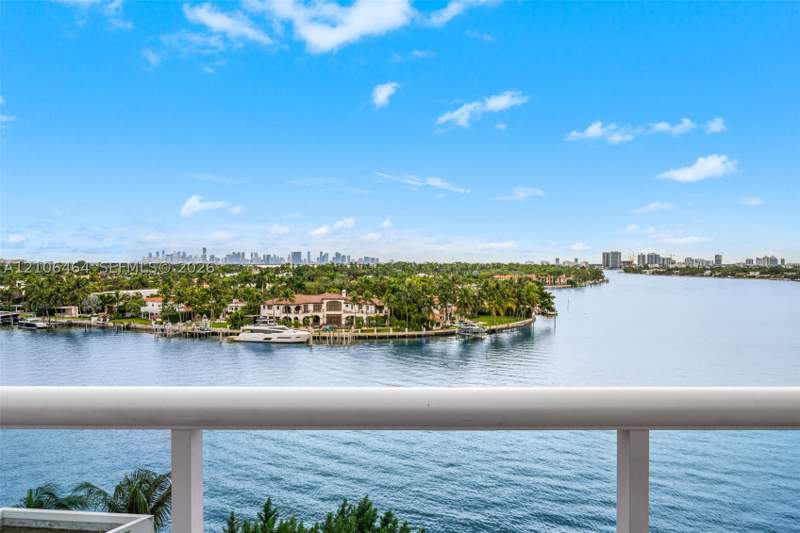 2 bedroom Condominium at 6770 Indian Creek Dr 8E, Aquasol Condo, Miami Beach — photo 4