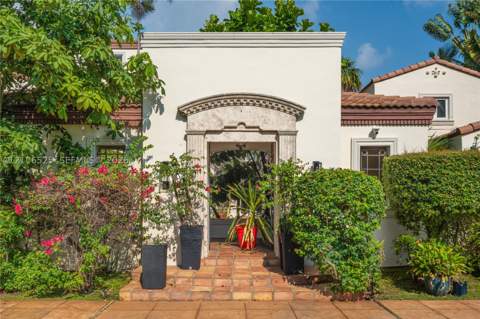 4760 N Bay Rd, Miami Beach FL - photo 11 of 66