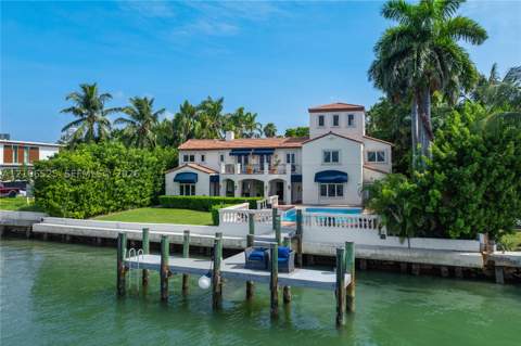 4760 N Bay Rd, Miami Beach FL - photo 7 of 66