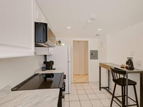 2829 Indian Creek Drive 510, Miami Beach FL - photo 11 of 50