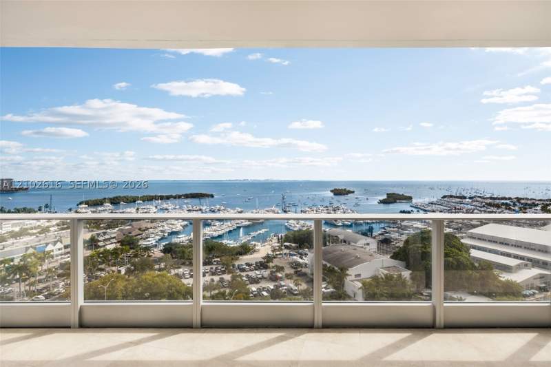 3 bedroom Condominium at 2627 S Bayshore Dr 1803, Grovenor House Condo, Miami — photo 2