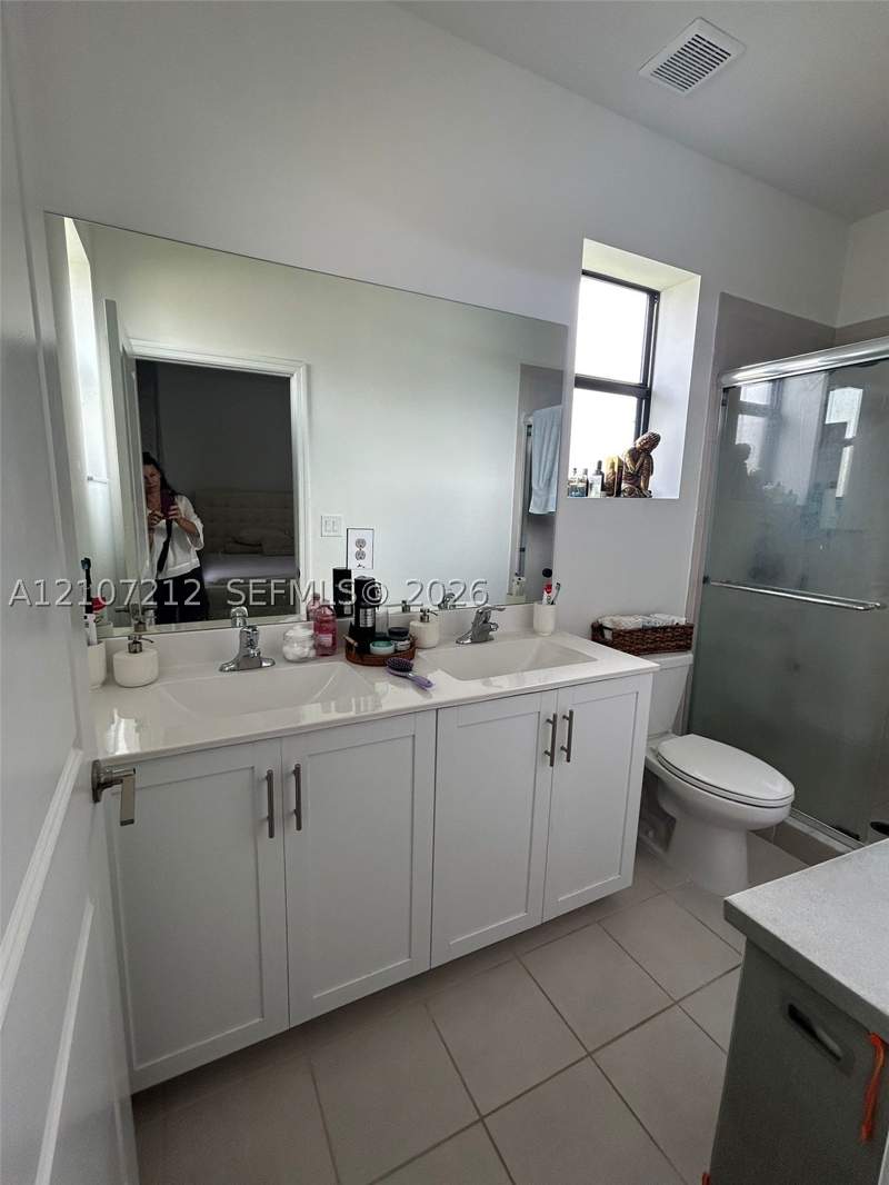 3 bedroom Condominium at 613 NE 208th Ter 613, Via Ventura Neighborhood, Miami — photo 5