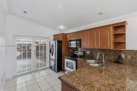 3355 W 68th St 128, Hialeah FL - photo 17 of 41
