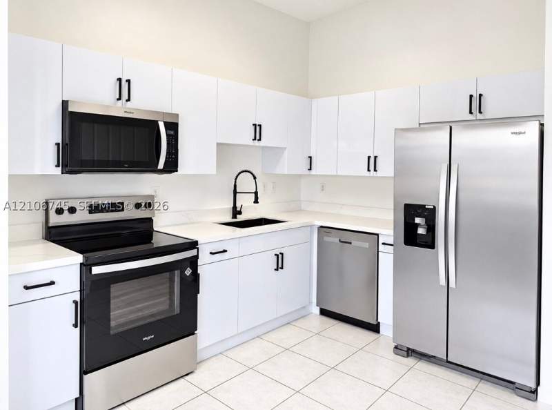 2 bedroom Townhouse at 14658 SW 126th Pl, Villas Of Deerwood Replat, Miami — photo 4