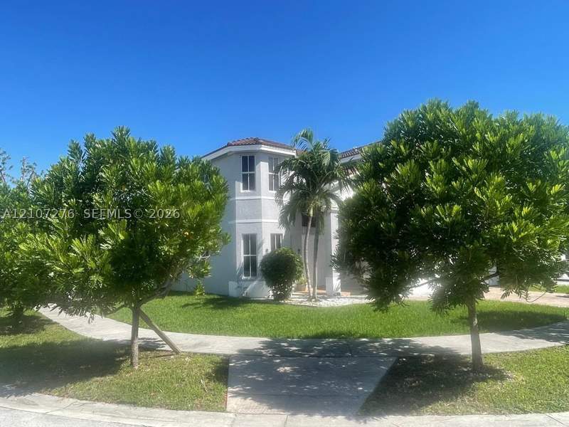 4 bedroom SingleFamilyResidence at 11047 SW 243rd Ln, Bluewaters Subdivision, Homestead — photo 4