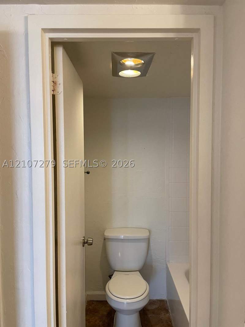 1 bedroom Condominium at 20100 W Country Club Dr 601, Bonavida Condo, Aventura — photo 2