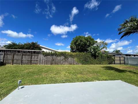 12035 SW 117th Ter, Miami FL - photo 6 of 8