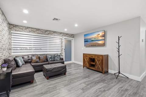 9551 SW 49th St, Miami FL - photo 10 of 38