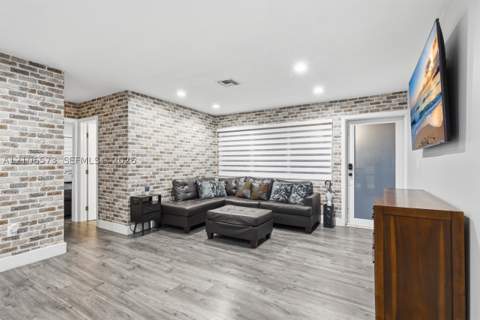 9551 SW 49th St, Miami FL - photo 9 of 38