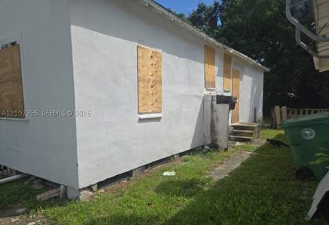 140 NW 60th St, Miami FL - photo 8 of 10