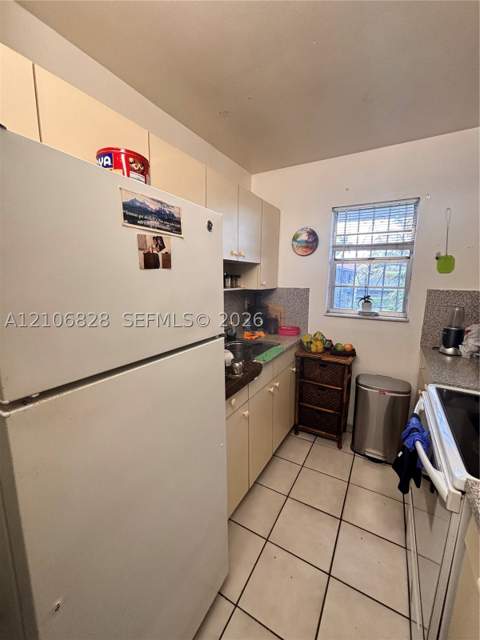 4050 NW 135th St 15-9, Opa Locka FL - photo 7 of 13