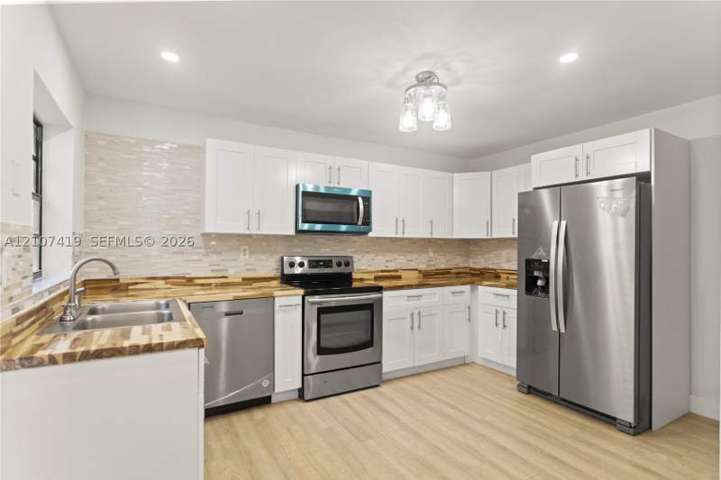 3 bedroom Townhouse at 6745 NW 169th St 15F, Woods Landing Condo Ph I, Hialeah — photo 4