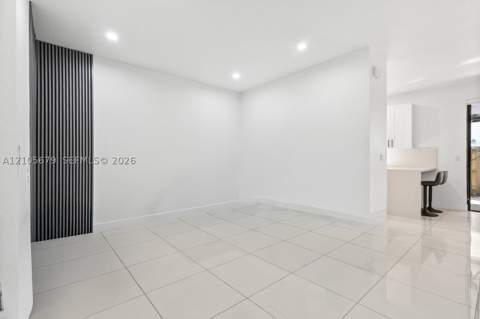 11300 NW 88th Ter, Doral FL - photo 11 of 34