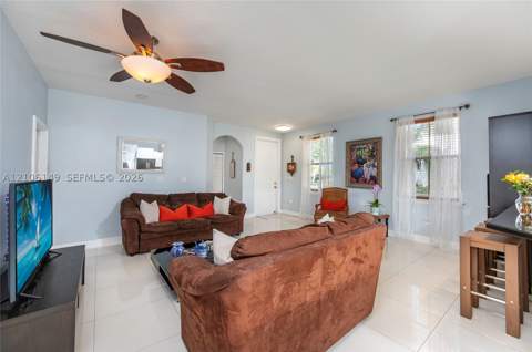 4865 NW 108th Path, Doral FL - photo 11 of 29