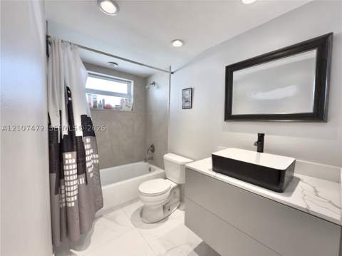 1770 NE 191st St 717-1, Miami FL - photo 10 of 19