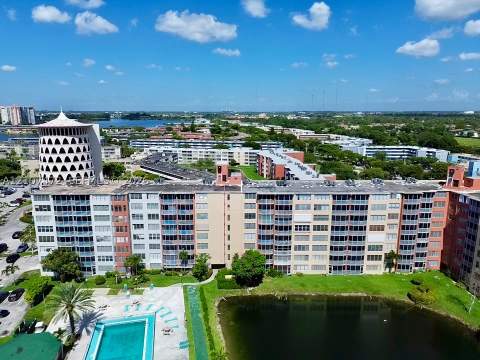 1770 NE 191st St 717-1, Miami FL - photo 15 of 19