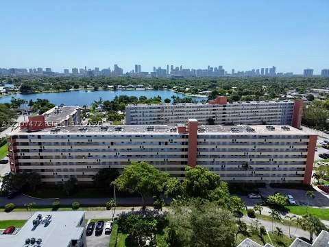 1770 NE 191st St 717-1, Miami FL - photo 18 of 19